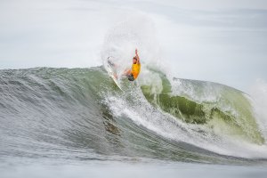 John John Florence vence em El Salvador e está de volta ao domínio do Championship Tour da WSL