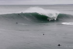 Ondas perfeitas no slab Irlandês