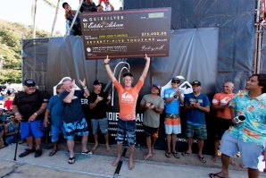 NOVO CAMPEÃO DO EDDIE AIKAU É JOHN JOHN FLORENCE