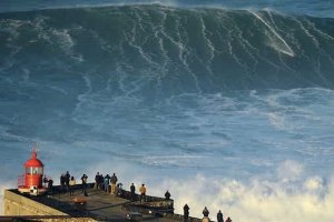 António Laureano pode ter surfado a maior onda do mundo, na Nazaré