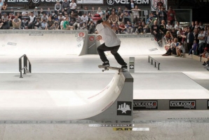 VOLCOM APRESENTA : DAMN AM CASCAIS