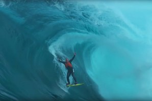 BIG WAVE AWARDS REACENDEM CHAMA PELO SURF DE ONDAS GRANDES