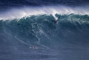 GREG LONG É CAMPEÃO MUNDIAL DE ONDAS GRANDES