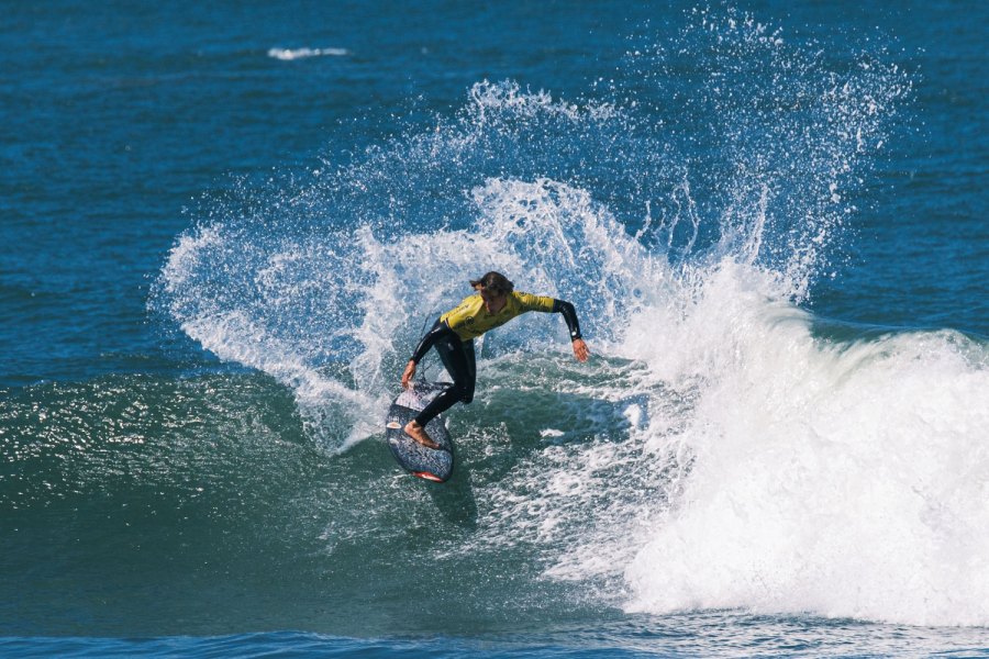 Ordonhas abre Liga MEO Surf com autoridade total na Figueira da Foz