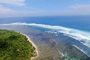 Ondas de excelência em G-Land estão a provocar dias de surf inesquecíveis aos atletas do CT