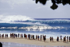 Uma breve história do campeonato de surf de Pipeline (uma série de 4 artigos)