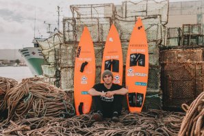 &quot;Um surfista de ondas grandes não é um super-herói&quot; - António Laureano conta como foi o regresso à Nazaré