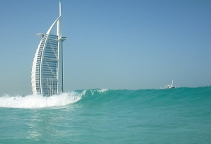 ÚLTIMO ‘OÁSIS’ DE SURF NO DUBAI EM RISCO DE ACABAR