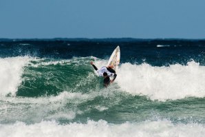 Vasco Ribeiro passa às meias finais no Guincho e conquista automaticamente o título nacional 2017