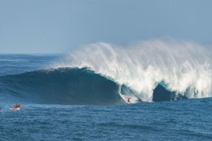 Swell gigante chega a Lanzarote, Ilhas Canárias