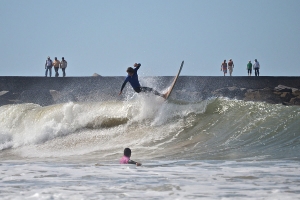 PRAIA DA ROCHA RECEBE 2ª ETAPA DO CIRCUITO REGIONAL DE SURF DO SUL