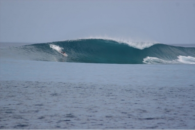 ONDAS DE MARÉ (MACARÉU) EM SUMATRA