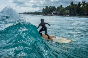 Surf ajuda a reconstruir o Haiti