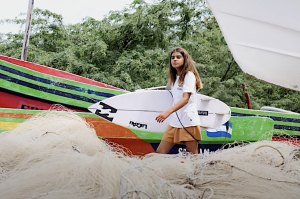 A Grom Maria Inês Gama numa Aventura de Surf na Nicarágua