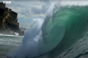 O Surf nas maiores ondas do Oceano, o Mundo rende-se à Nazaré