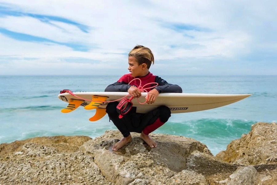 Adeus, Zion Brocchi: o jovem surfista da Costa da Caparica que inspirou uma comunidade