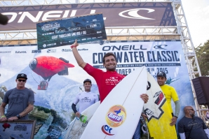 Vitória inédita para o jovem surfista canarinho