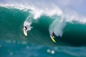 JOHN JOHN FLORENCE ESTÁ ENTRE CONVIDADOS DE LUXO PARA O EDDIE AIKAU