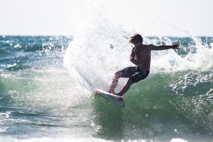 ELITE DO SURF LUSO NA 1ª EDIÇÃO DA APS SURF TOUR