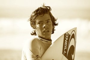 Guilherme Ribeiro numa das suas participações no Rip Curl Grom Search