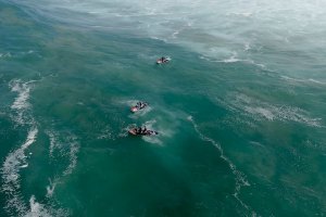 Formação de Tow In e Resgate com Mota de Água regressa à Nazaré