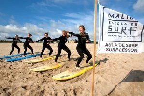 Imagem que começa a deixar saudades - o céu limpo ou com poucas nuvens e sol no horizonte