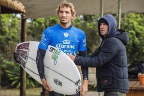 Foi no Corona Open J-Bay que Frederico Morais alcançou o melhor resultado de sempre de um português no WT. 