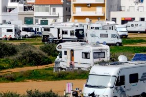 180.000 AUTO CARAVANAS ILEGAIS NO ALGARVE?