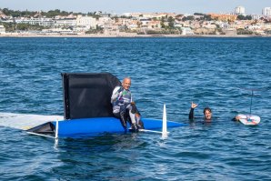 PRANCHAS DE HYDROFOIL APENAS AO LARGO DA COSTA?