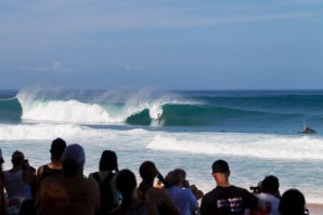 Pipeline é palco perfeito para uma competição de surf