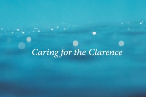 DAVE RASTOVICH E NATHAN OLDFIELD CRIAM VIDEO QUE EXPÕE AMEAÇA ÀS ÁGUAS AUSTRALIANAS