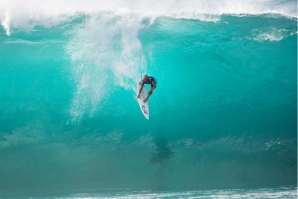 Kelly Slater venceu o Pipe Masters na época passada.