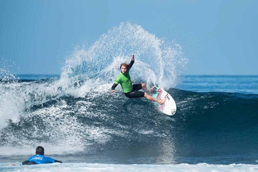 Marlon Lipke a trabalhar durante o Heat 8 do Round 2.