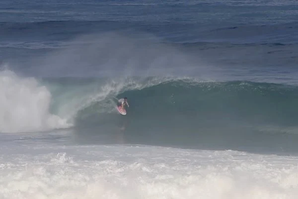 Temporada em Bali arranca com força em Uluwatu