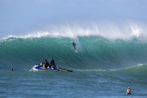 NOTAS NA CASA DOS NOVE PONTOS MARCAM O SEGUNDO DIA DO VANS PRO