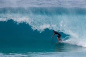 Volta e meia, lá aparecia uma série mais pesada que revela bem a potência do North Shore.