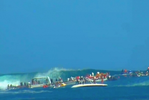 Imagem de webcam local, momentos antes da onda ter atingido o lineup