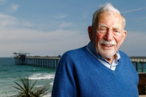 Dr. Walter Munk morreu aos 101 anos.