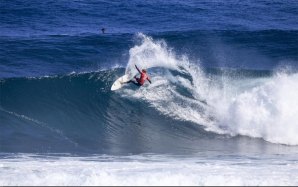 John John Florence a abusar do rail no Drug Aware Margaret River Pro. Click Matt Dunbar/WSL