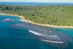 O SURF NUMA ONDA PERFEITA DE NOME "BENG BENGS"