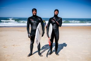 “Apesar do frio, a vontade de um surfista nunca arrefece”