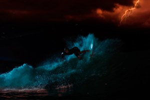 Stranger Things deu lugar a Strange Surfing e já está no ar