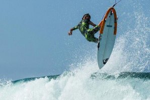 Marco Mignot: aos 16 a espalhar o perfume no Taiti