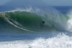 Hossegor em modo clássico: La Gravière ofereceu sessão sólida a 18 de março