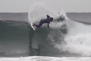 O TEAM QUIKSILVER A SURFAR EM DURBAN