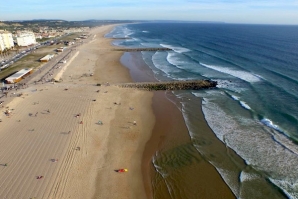 Imagem aerea das Praias da Costa da Caparica