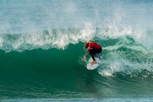 WQS: SURFISTAS LUSOS COM MARESIAS NA MIRA