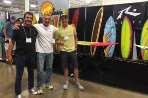 Visita a feira da Califórnia inspira Lipe Dylong na linha de verão da Country Surfboards