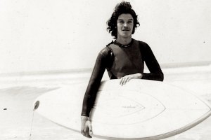 Surf Português despede-se de Luís Chaves, pioneiro e juiz da ASP