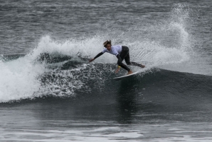 JÁCOME CORREIA VENCE OPEN DE SURF NA TAÇA AÇORES AÇORÓPTICA